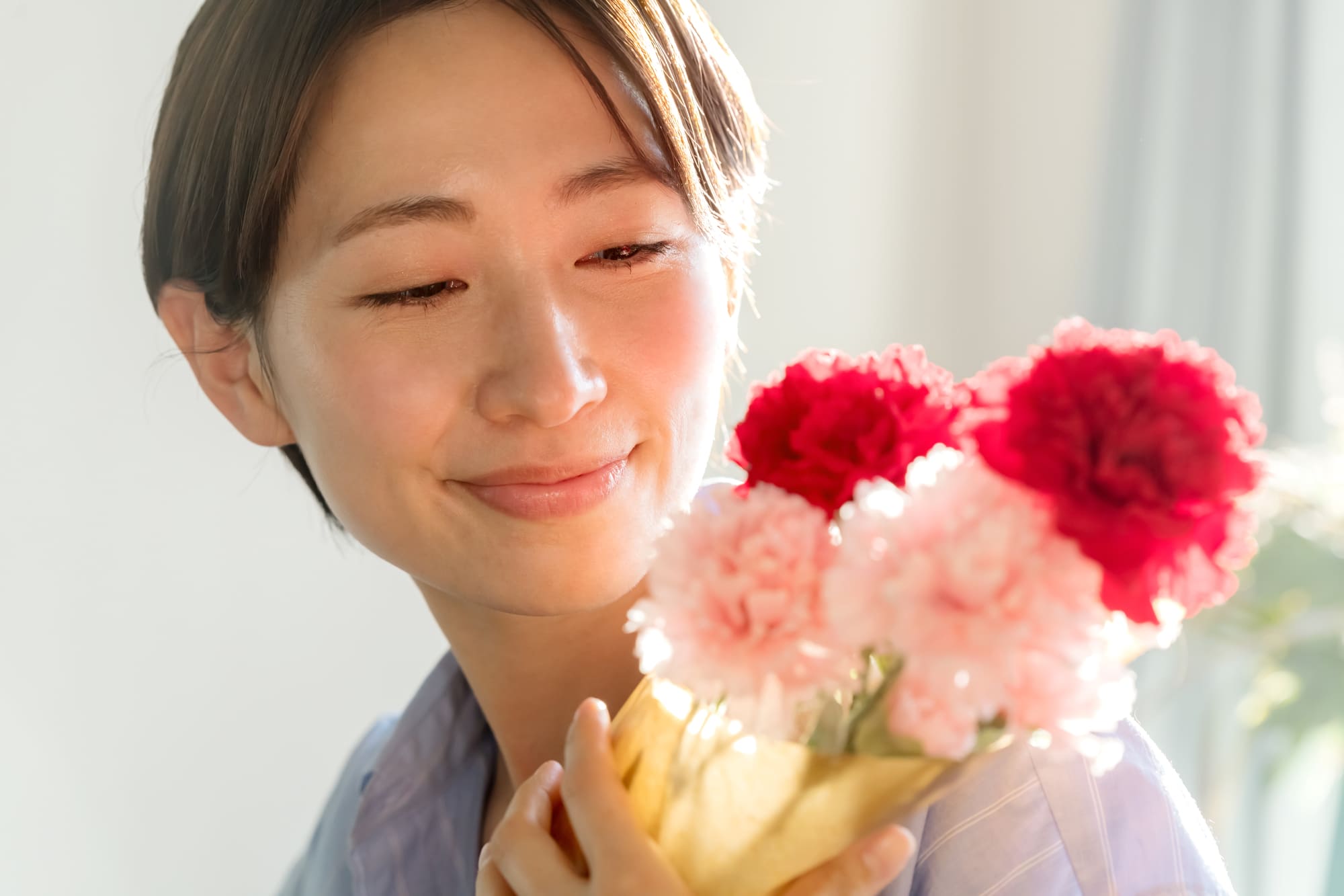 母の日と父の日におすすめな花鉢植えの種類。花を育てるメリットは？ 花だより