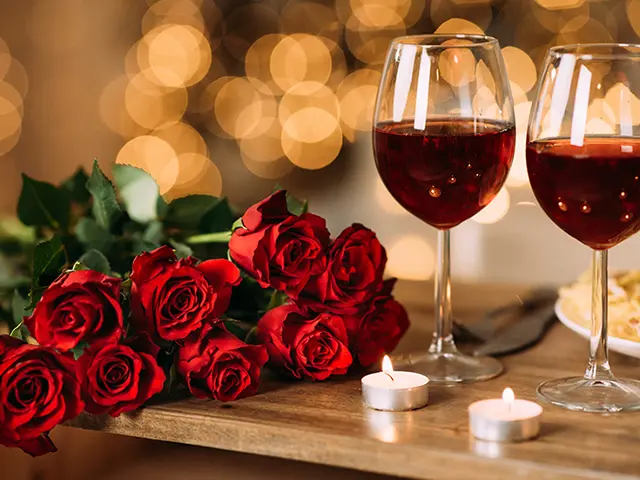 赤バラとワイン