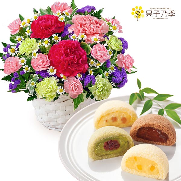 華やかなアレンジメントと【果子乃季】名月撰 月でひろった卵 4種12個入 a96521340 ｜花キューピットの母の日セット