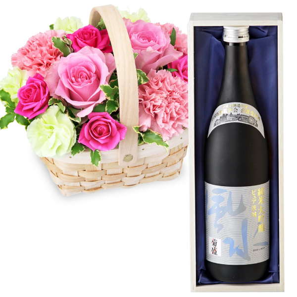 【お祝いセットギフト】ピンクのウッドバスケットと菊盛 ピュア茨城 純米大吟醸「風と水」