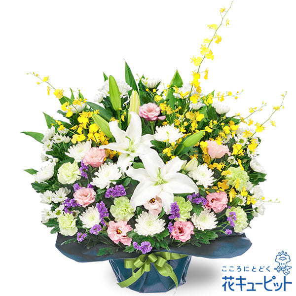 【お供え・お悔やみの献花】お供えのアレンジメント様々な花々を入れた優しい色合いの供花