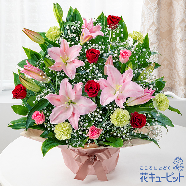 【母の日ギフト】ユリとバラのプレミアムアレンジメント特別な母の日にふさわしいプレミアムな花々を美しく活けました