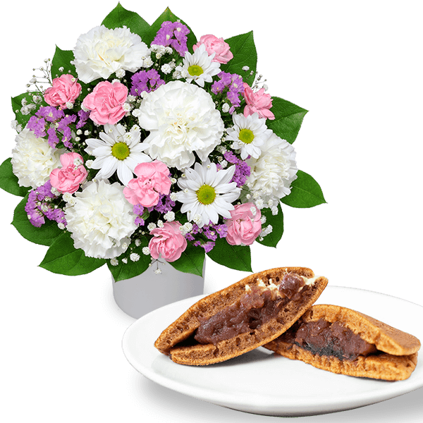 【お供えセットギフト】お供えのアレンジメントと【果子乃季】山の口どらやき 10個入