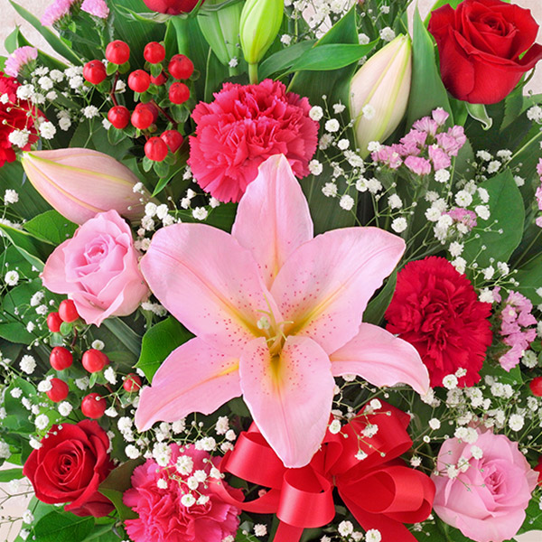 【母の日ギフト】豪華なアレンジメントボリューム満点の花と共に特別な母の日を