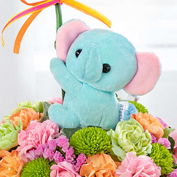 【母の日ギフト ランキング】空色ぞうさんのマスコット付きアレンジメント可愛らしいぞうさんにお母さんもにっこり
