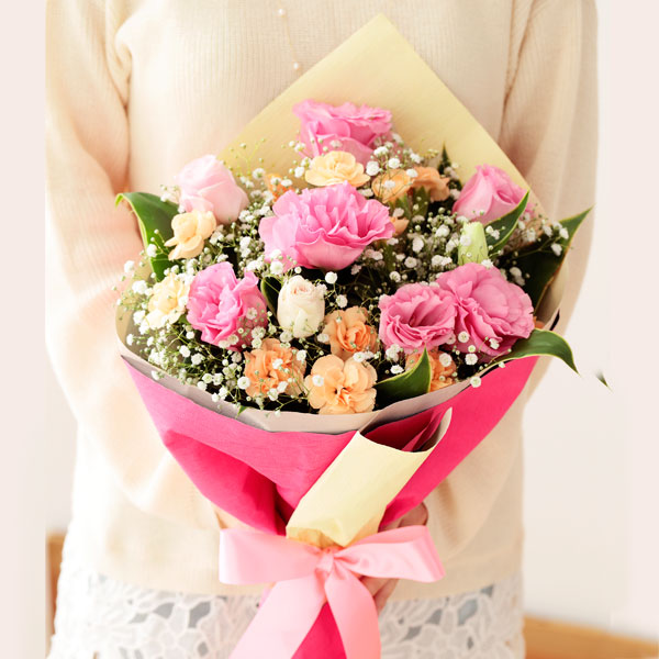 【8月の誕生花（トルコキキョウ）】トルコキキョウのふんわり花束ふんわりとやさしげなカラーの花束